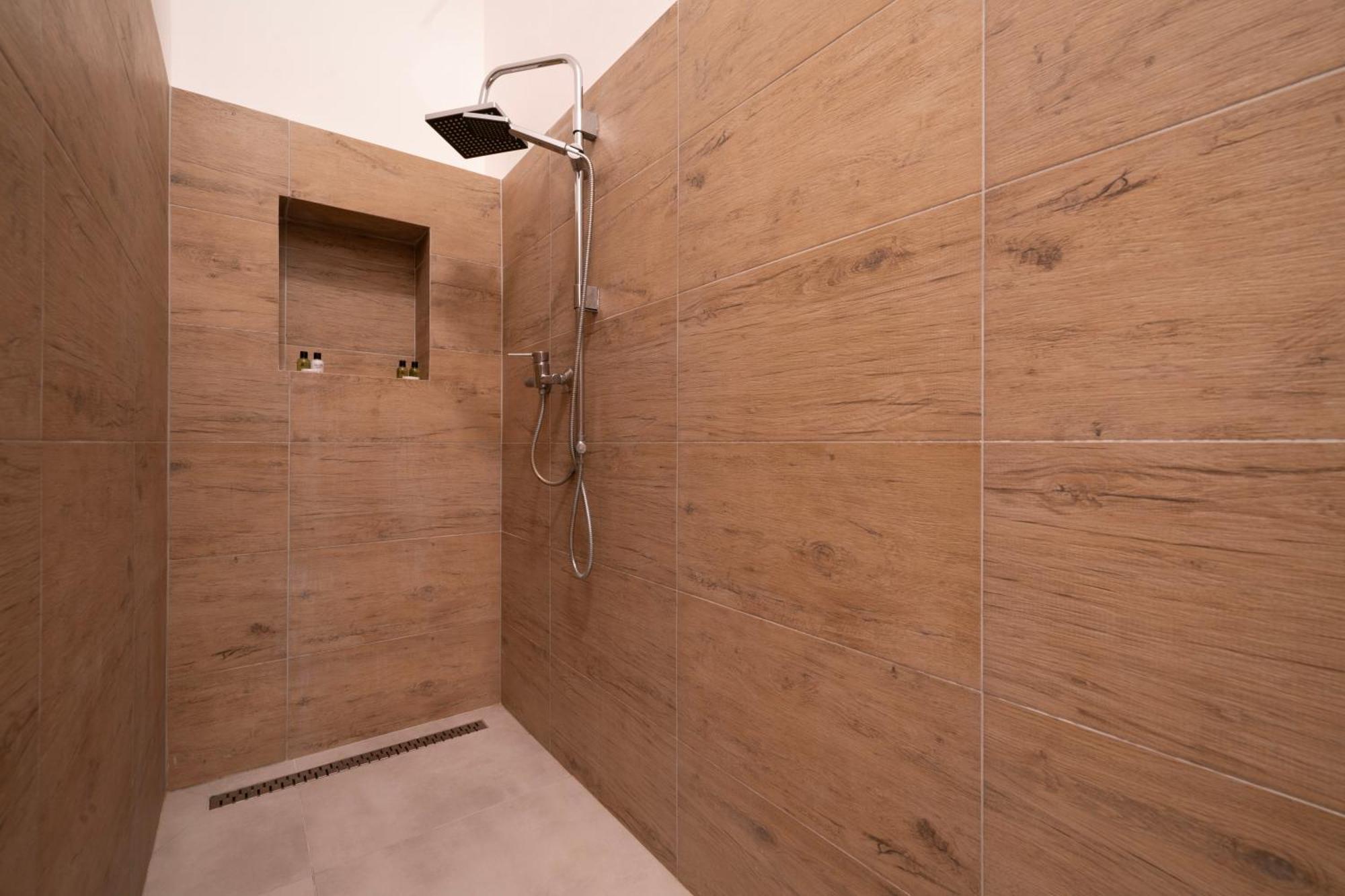 The Grove Hideaway Central 2Br Retreat ブダペスト エクステリア 写真